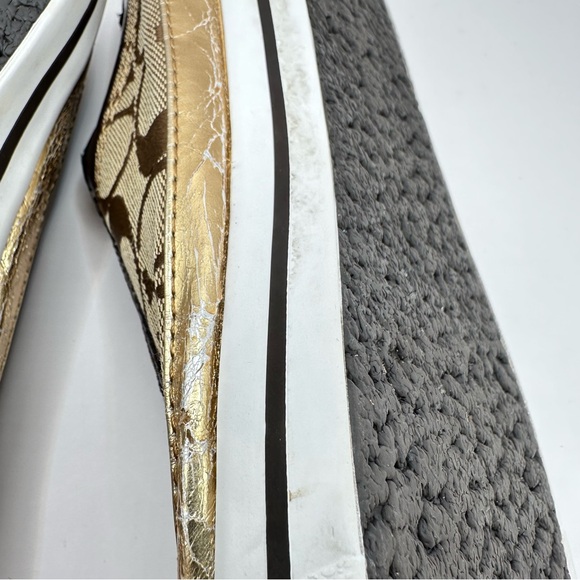 Women’s Coach Sneakers- Size 10 - Picture 10 of 11